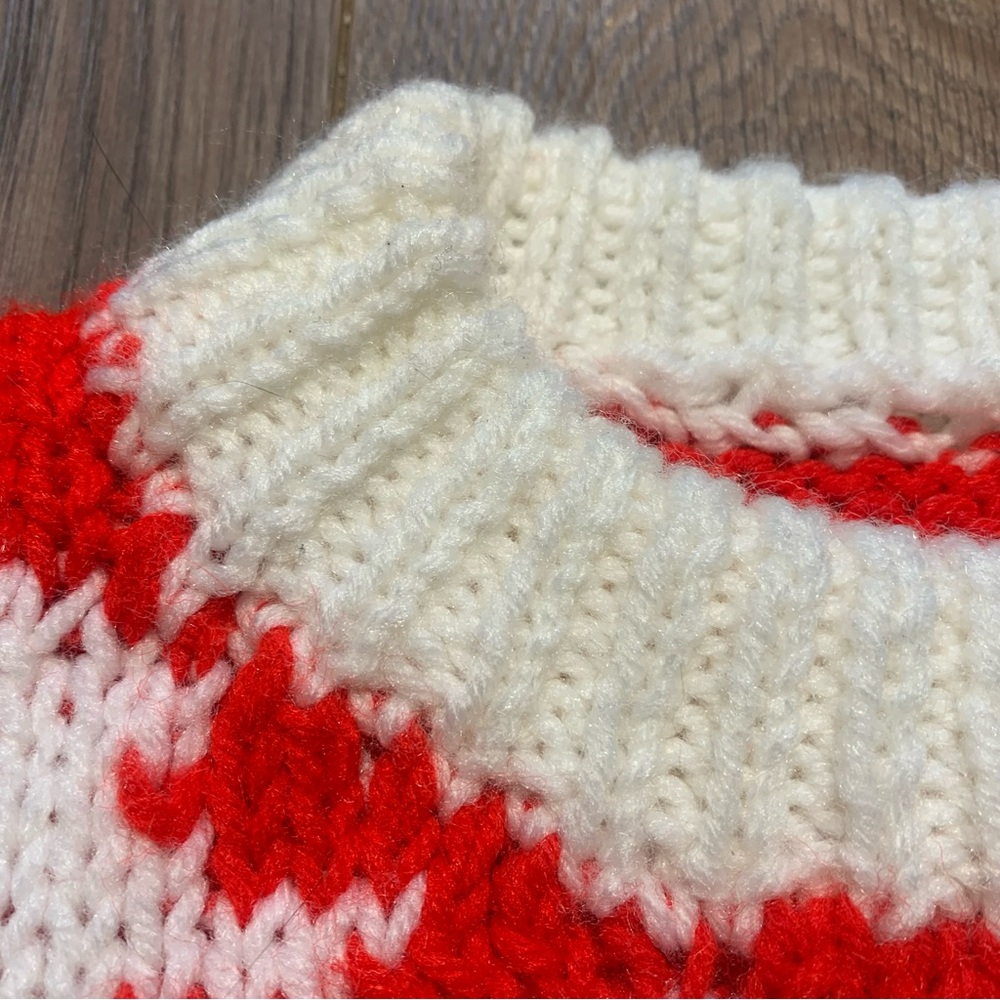 Vintage Handmade Red Penguin Knit Sweater - Picture 12 of 17